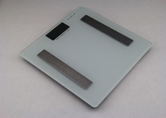balanza del cuarto de baño de 150kg Digitaces con el monitor de la hidración