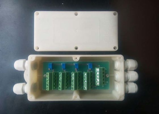 Caja de conexiones plástica del alambre IP66 4 para las escalas