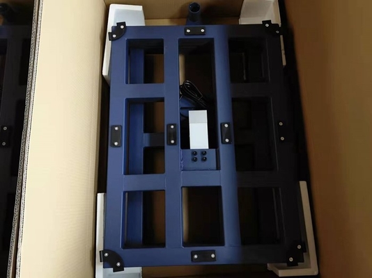 escalas electrónicas del banco y del piso de la plataforma 100kg con la pantalla LED